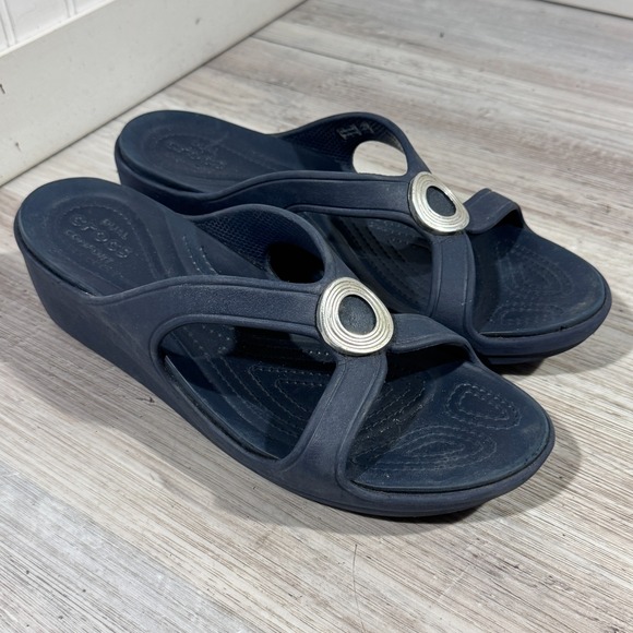 Crocs Womens Sanrah Beaded Wedge Blue Dual Comfort Slip On Casual Size 11 - Picture 1 of 7